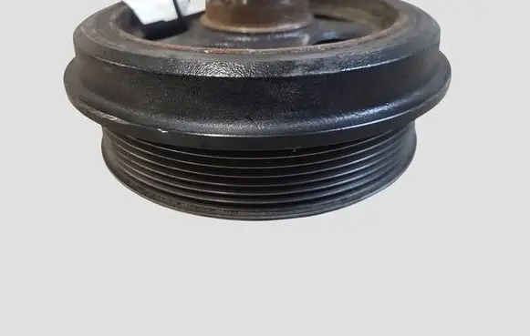 Mercedes-Benz CLS C218 X218 Crankshaft pulley A6420301703