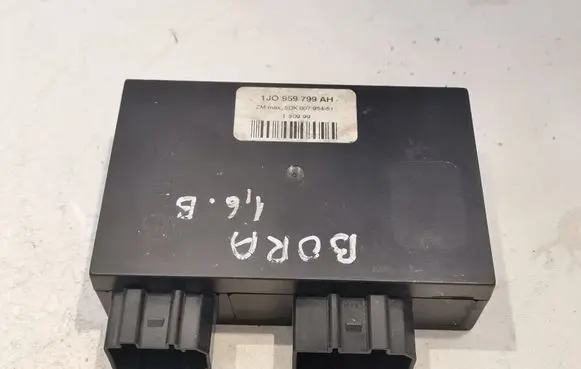 Volkswagen PASSAT B5.5 Comfort/convenience module 1J0959799AH 5DK00795451