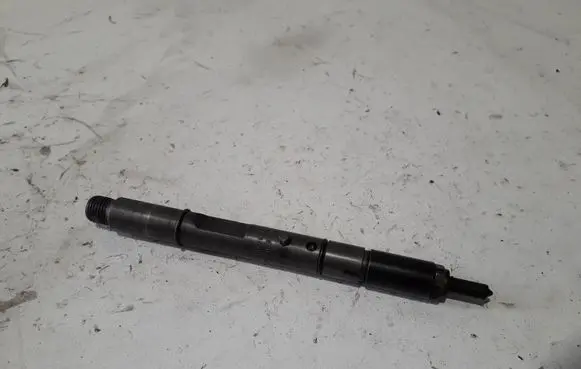 Audi A6 S6 C5 4B Fuel injector 059130201F