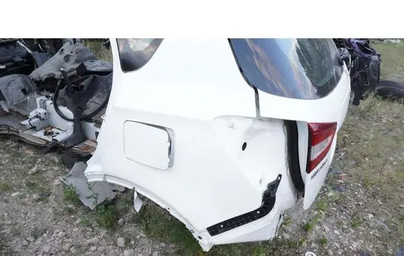 Suzuki SX4 S-Cross Rear quarter panel 