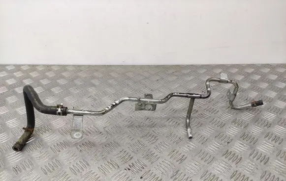 Suzuki Grand Vitara II Engine coolant pipe/hose