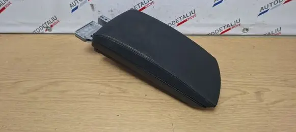 BMW X3 E83 Armrest 72060477