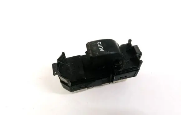 Toyota Avensis Verso Electric window control switch 8403044020 84030-44020