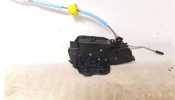 BMW 1 F40 Rear door lock 7445046 51227445046