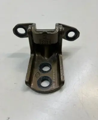 Renault Kadjar Rear door lower hinge A046574 9333R 0333F