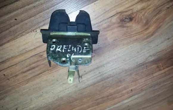 Honda Prelude Tailgate/trunk/boot lock/catch/latch