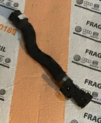 Peugeot 208 II Engine coolant pipe/hose 9826459780