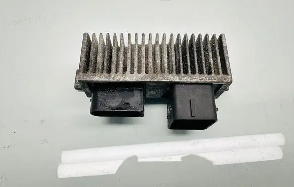 Renault Talisman Glow plug pre-heat relay 271206395R