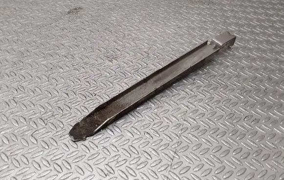 Volvo S40 Headlight/headlamp mounting bracket 