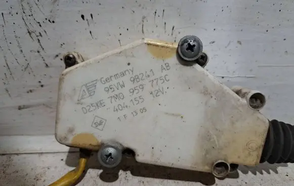 Ford Galaxy Central locking motor 95VW9B241AB 404155 7M0959775C