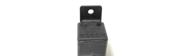 Volkswagen PASSAT B3 Other relay 0332209150