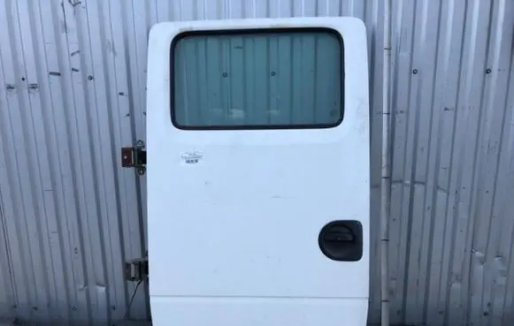 Nissan Cab Star Rear door