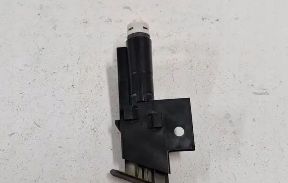 Subaru Legacy Headlight washer spray nozzle 