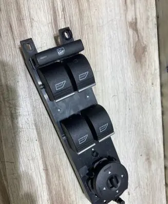 Ford Focus Electric window control switch F1ET14A132CA