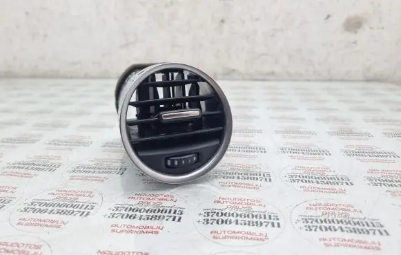 Seat Exeo (3R) Dashboard side air vent grill/cover trim 3R0820901