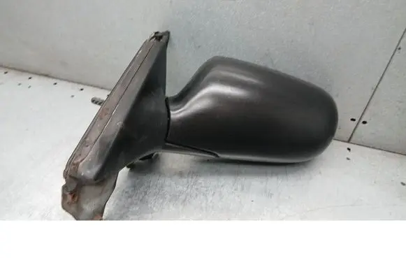 Mazda 323 F Front door electric wing mirror 