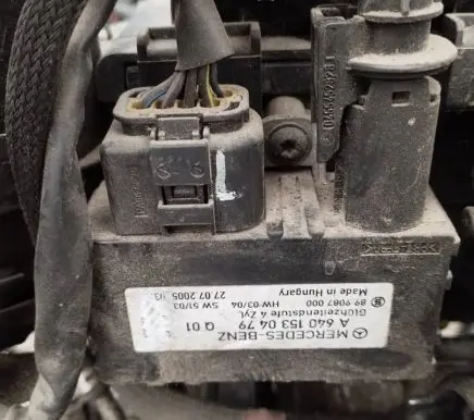 Mercedes-Benz A W169 Glow plug pre-heat relay a6401530479