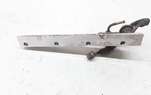 Honda HR-V Fuel main line pipe