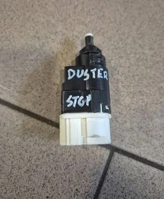 Dacia Duster II Brake pedal sensor switch 253206170R