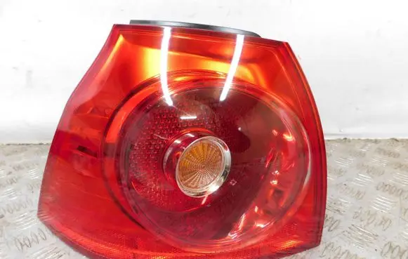 Volkswagen Golf V Rear/tail lights