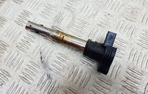 Audi A5 Sportback 8TA High voltage ignition coil 07K905715F