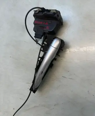 Renault Megane II Rear door lock Q34324