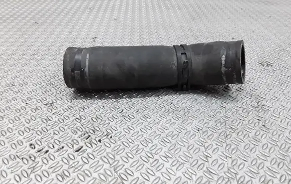 Volkswagen Golf IV Engine coolant pipe/hose