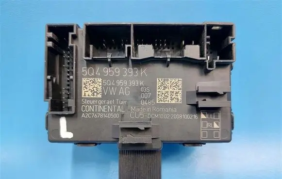 Skoda Octavia Mk3 (5E) Door control unit/module 5Q4959393K