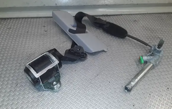 Opel Corsa D Front seatbelt 607707800D 071008