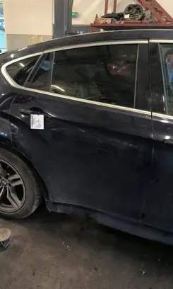 BMW X6 F16 Rear door