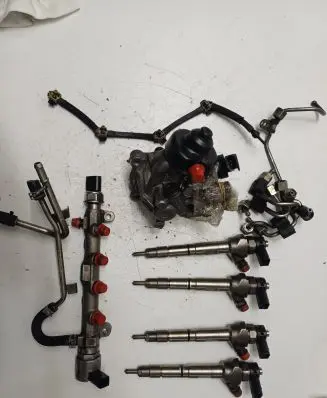 Volkswagen PASSAT B8 Fuel injection system set 0445010538 04L130755E 0445110