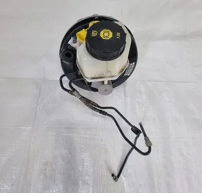 Opel Astra J Brake booster 13338058