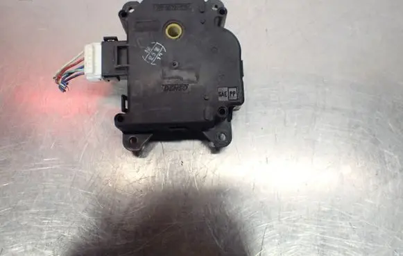 Infiniti M A/C air flow flap actuator/motor 063800-1890