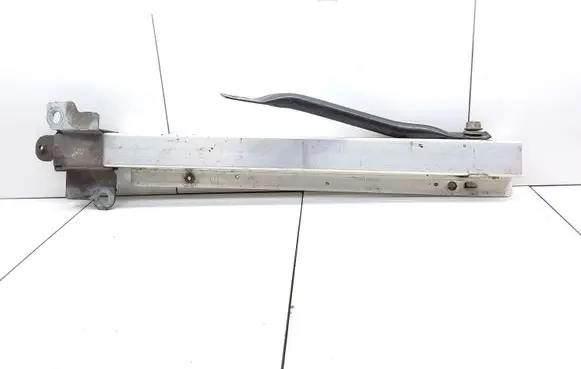 Renault Laguna II Radiator support slam panel bracket 11701408W