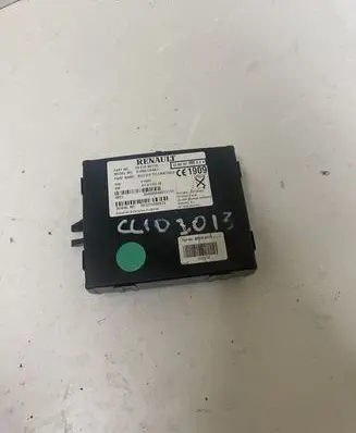 Renault Clio IV Air conditioner control unit module 282758977R