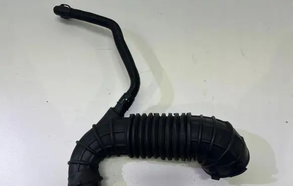 Audi A4 S4 B8 8K Breather hose/pipe 