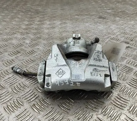 Nissan Juke II F16 Front brake caliper 4101100Q2B