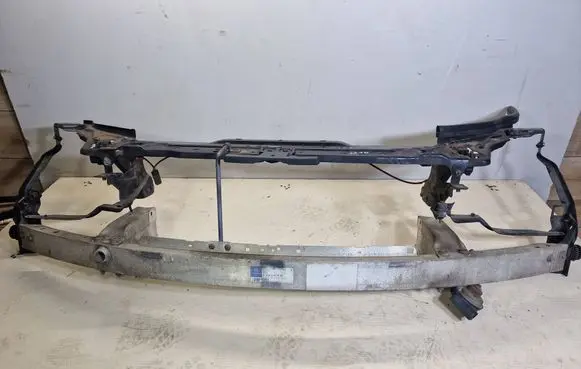 Mercedes-Benz C W204 Top upper radiator support slam panel A2046200272