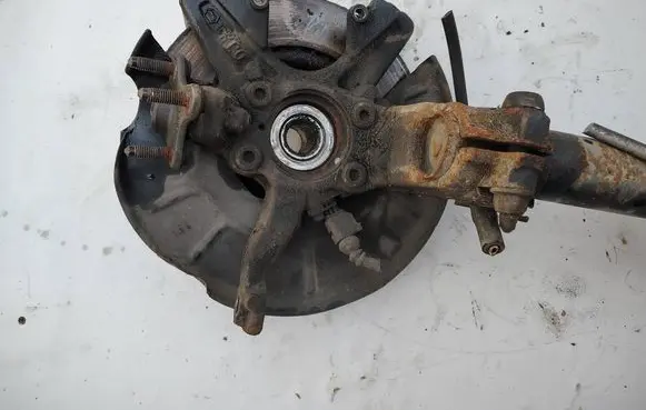 Volkswagen Golf V Front wheel hub spindle knuckle 