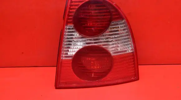 Volkswagen PASSAT B5.5 Rear/tail lights 3B5945096AE