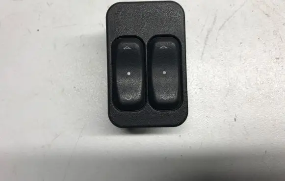 Opel Zafira A Electric window control switch 90561088