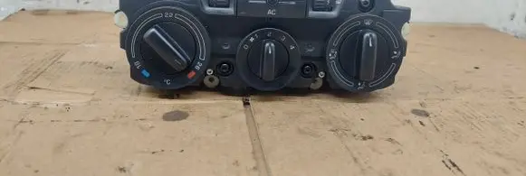 Skoda Octavia Mk2 (1Z) Climate control unit 