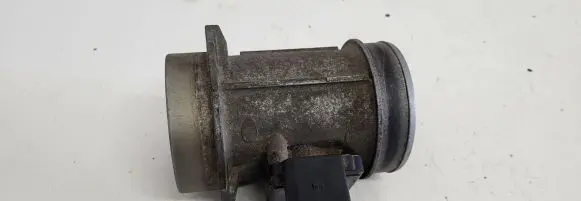 Audi A6 S6 C5 4B Mass air flow meter 059906461G AFH7025F