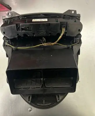 Mercedes-Benz E W211 Climate control unit 2118300685 00101203