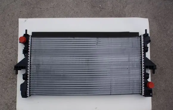 Fiat Ducato Coolant radiator 1382418080 EZ250003 0001351