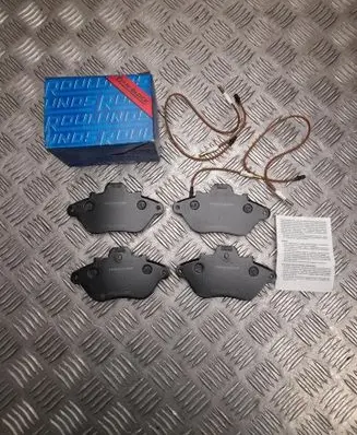 Citroen XM Brake pads (front) WVA21296