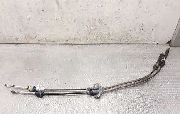 Volvo V50 Gear shift cable linkage 31259495