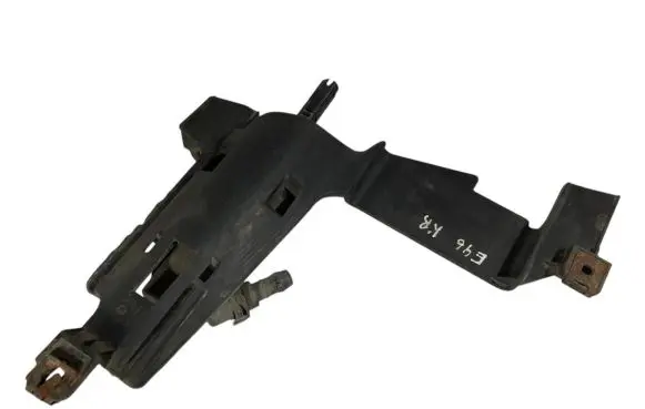 BMW 3 E46 Headlight/headlamp mounting bracket 1301073017 8362823 1307030115