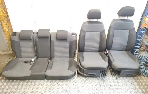 Seat set