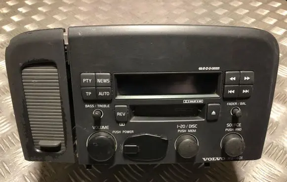 Volvo S80 Radio/CD/DVD/GPS head unit 86221411 Y9299138D 14996